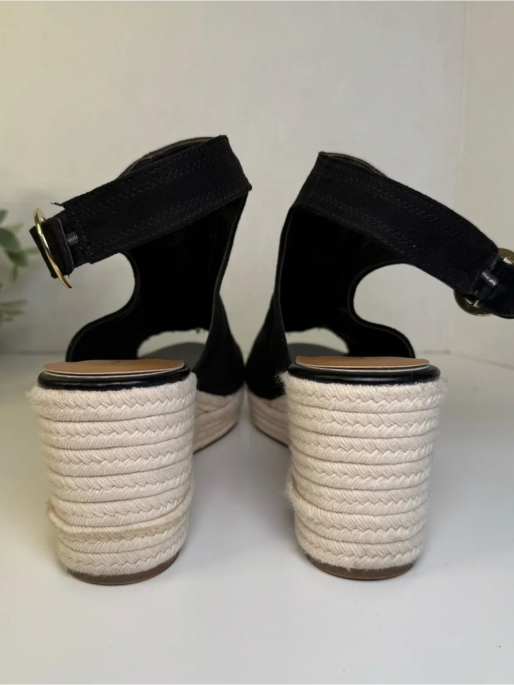 Qupid Caleb Black & Beige Open-Toe Espadrille Wedge Boho Sandals Womens Size 10